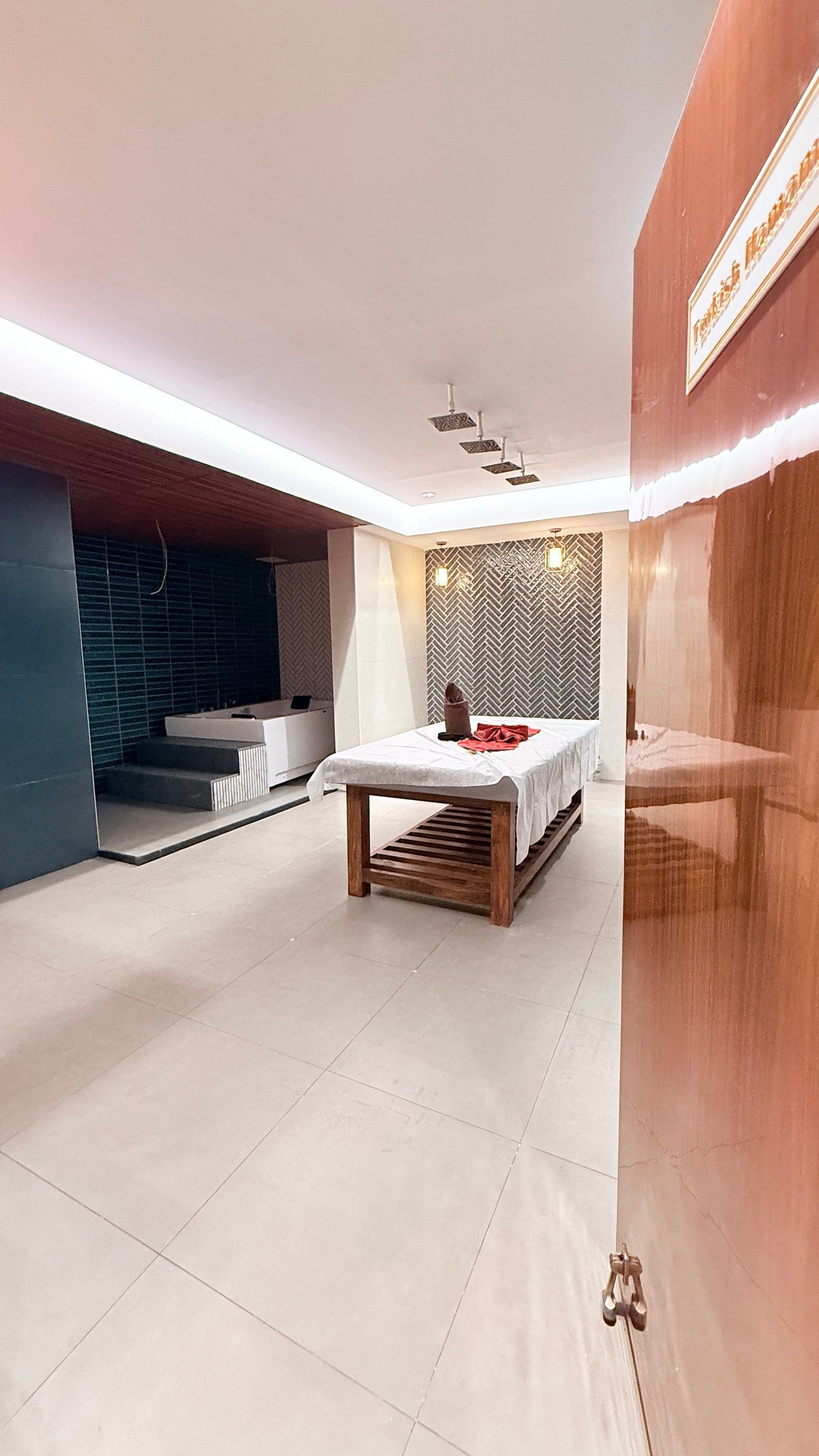 Luxury Treatment Room with Jacuzzi